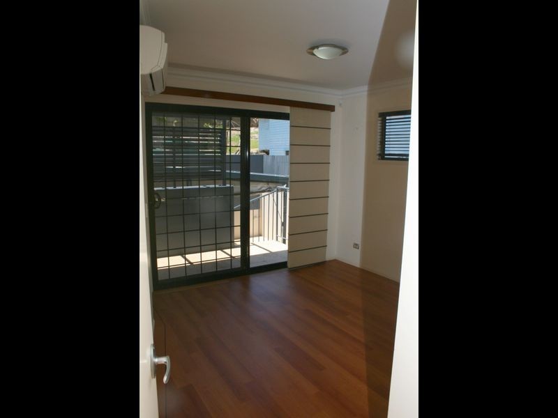 1/21 Rankin Street, Indooroopilly QLD 4068