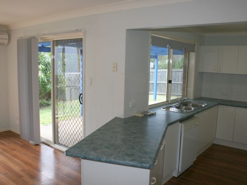 Brookfield QLD 4069