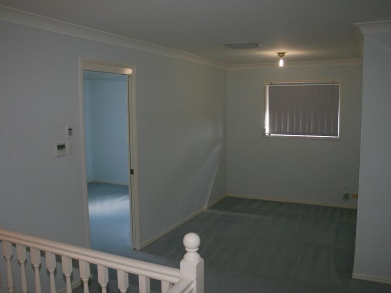 Brookfield QLD 4069