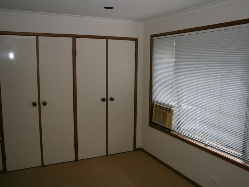 31 Greenford Street, Chapel Hill QLD 4069
