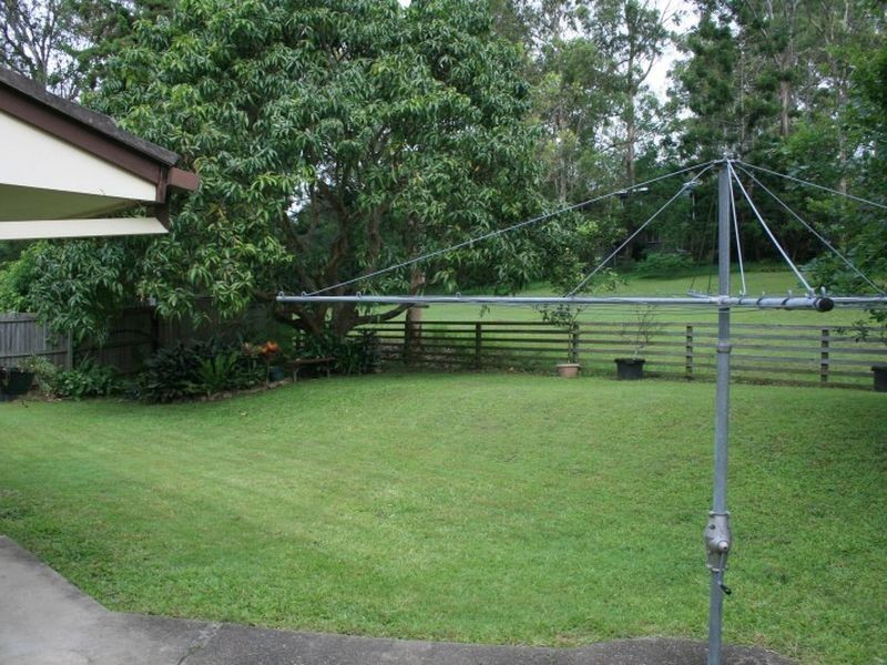 27 Twilight Street, Kenmore QLD 4069
