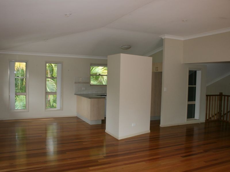 79 Palm Street, Kenmore QLD 4069