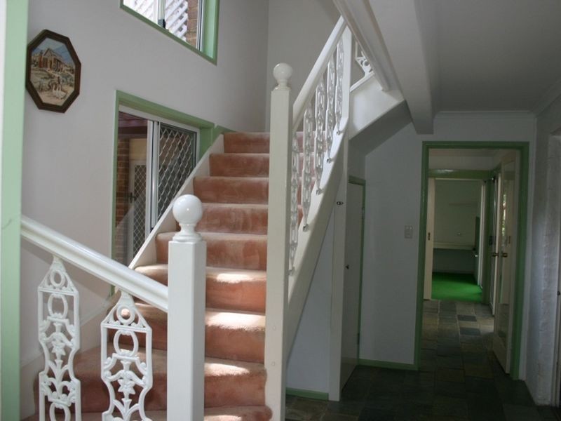 157 Chapel Hill Road, Chapel Hill QLD 4069