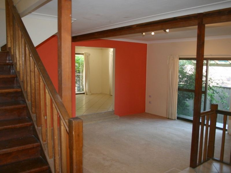 14 Halimah Street, Chapel Hill QLD 4069