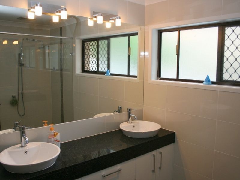 53 Cedarleigh Road, Kenmore QLD 4069