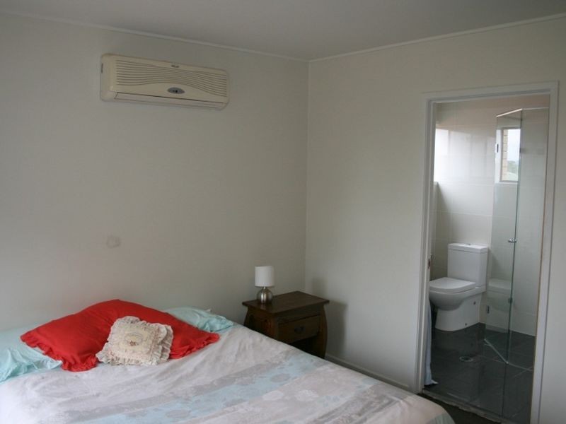 53 Cedarleigh Road, Kenmore QLD 4069