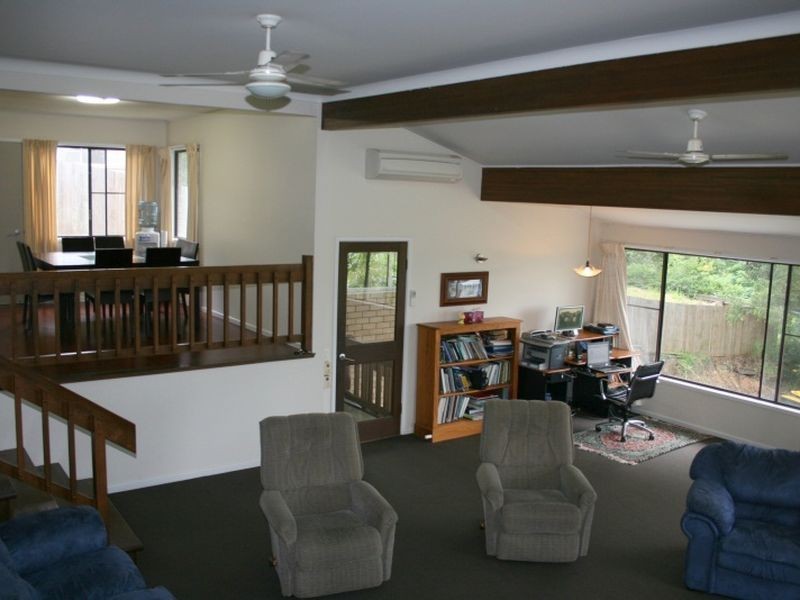 53 Cedarleigh Road, Kenmore QLD 4069
