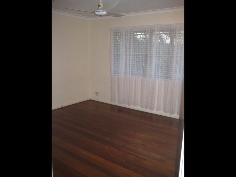 19 Orkney Street, Kenmore QLD 4069