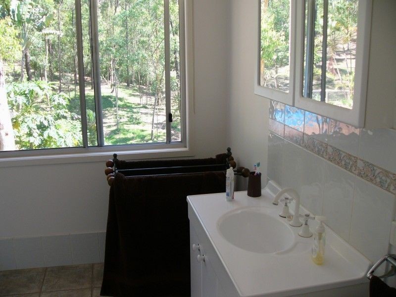 37 Elwood Street, Kenmore Hills QLD 4069