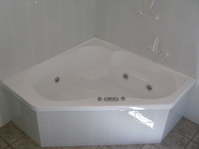 37 Elwood Street, Kenmore Hills QLD 4069