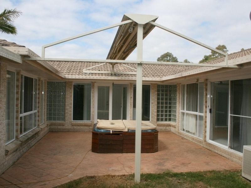 71 Church Road, Bellbowrie QLD 4070