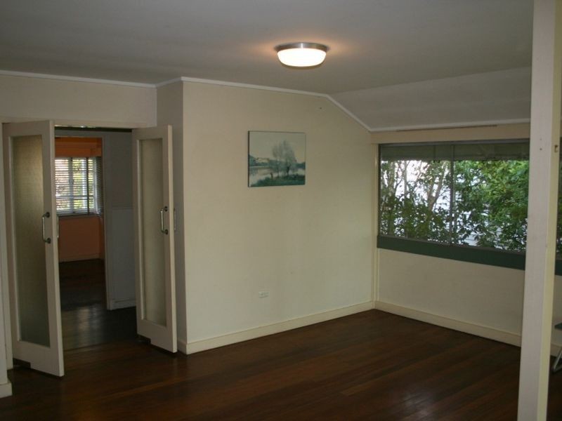 65 Goldieslie Road, Indooroopilly QLD 4068