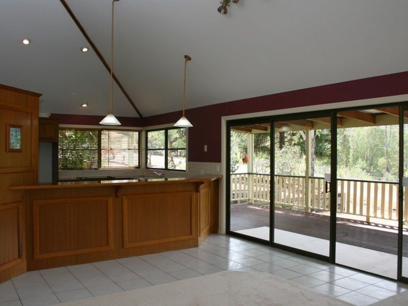 21 Bindleys Road, Mount Crosby QLD 4306