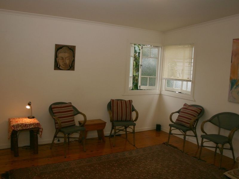 68 Broomfield Street, Taringa QLD 4068