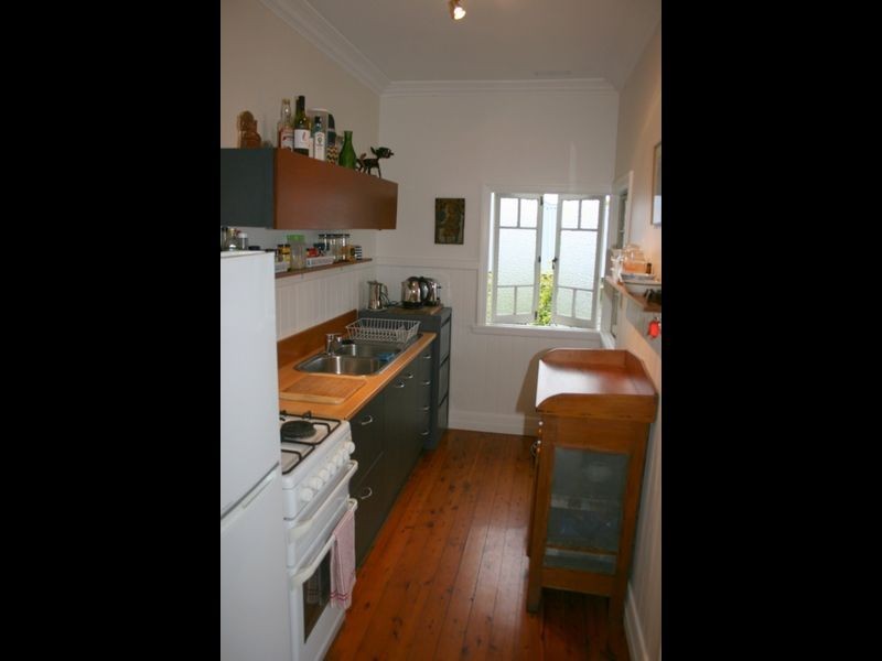 68 Broomfield Street, Taringa QLD 4068