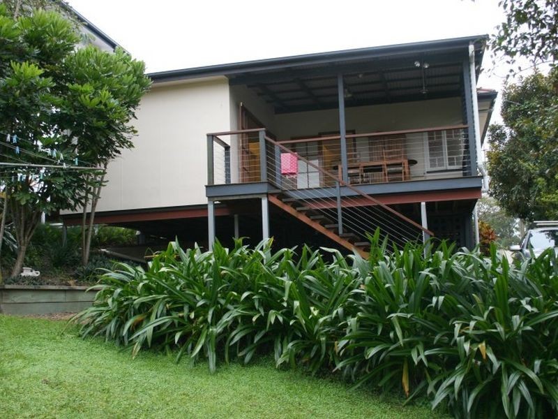 68 Broomfield Street, Taringa QLD 4068