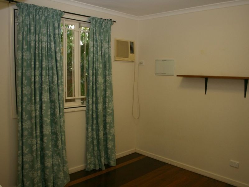 7 Kenton Street, Chapel Hill QLD 4069