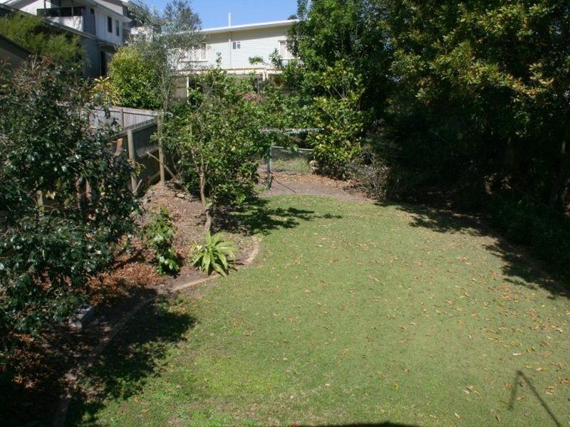 7 Kenton Street, Chapel Hill QLD 4069