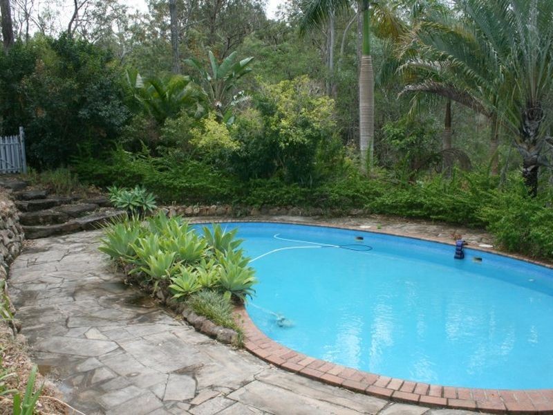 48 Coreen Court, Karana Downs QLD 4306