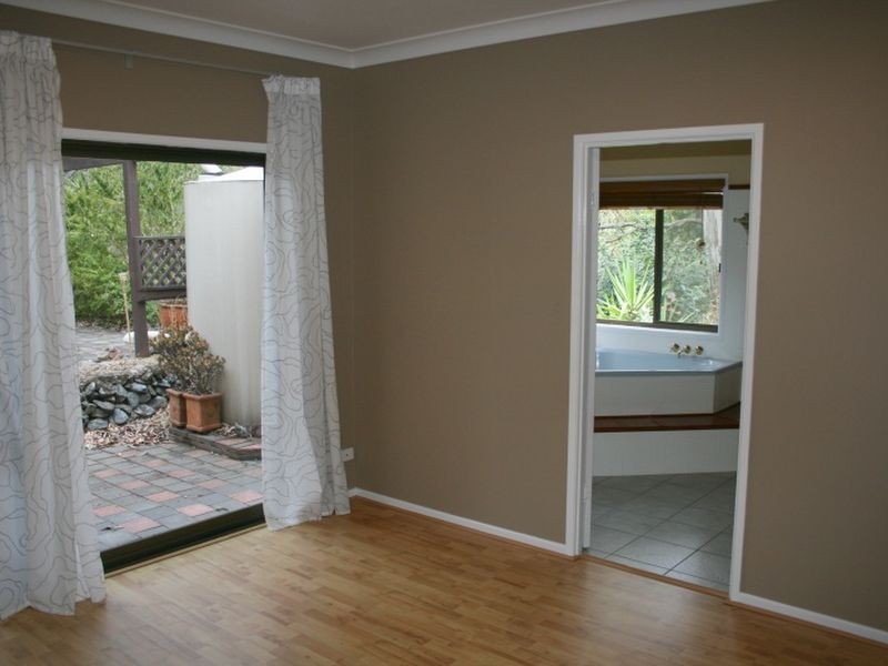 48 Coreen Court, Karana Downs QLD 4306