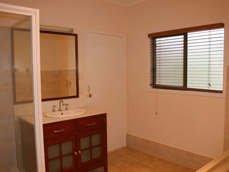 48 Coreen Court, Karana Downs QLD 4306