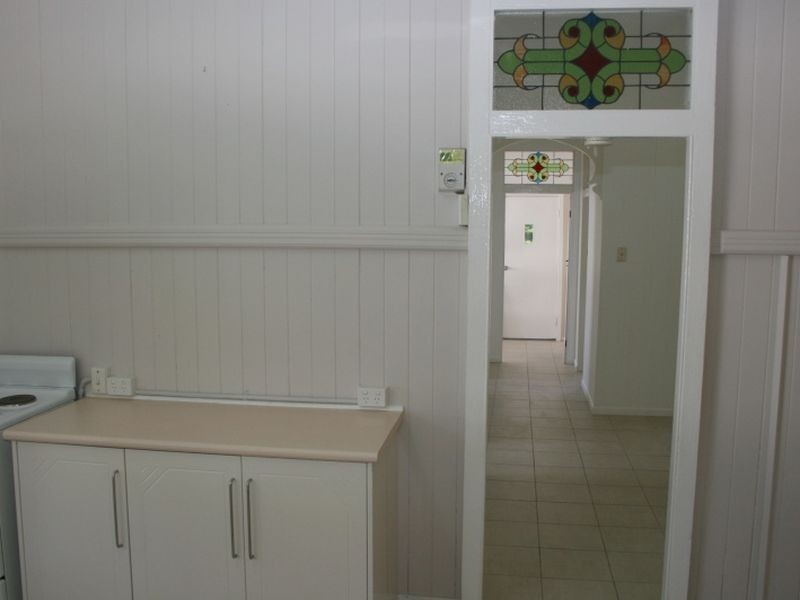 84 Thomas Street, Sherwood QLD 4075