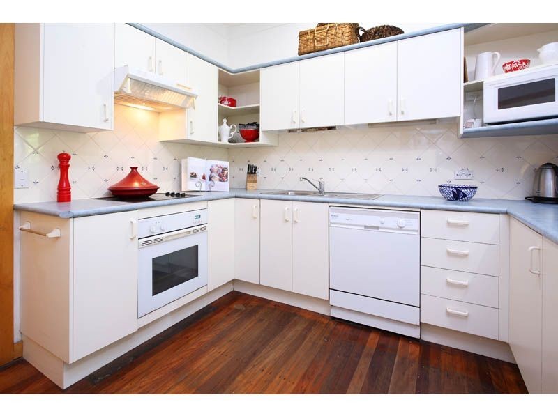 52 Edson St, Kenmore QLD 4069