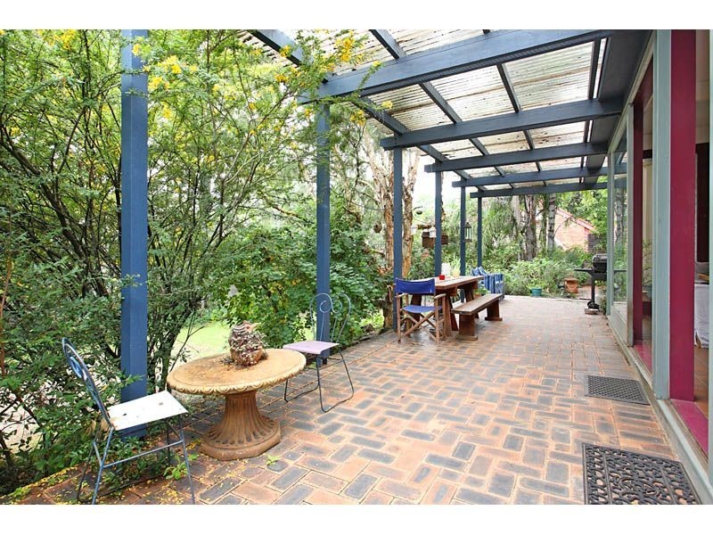52 Edson St, Kenmore QLD 4069