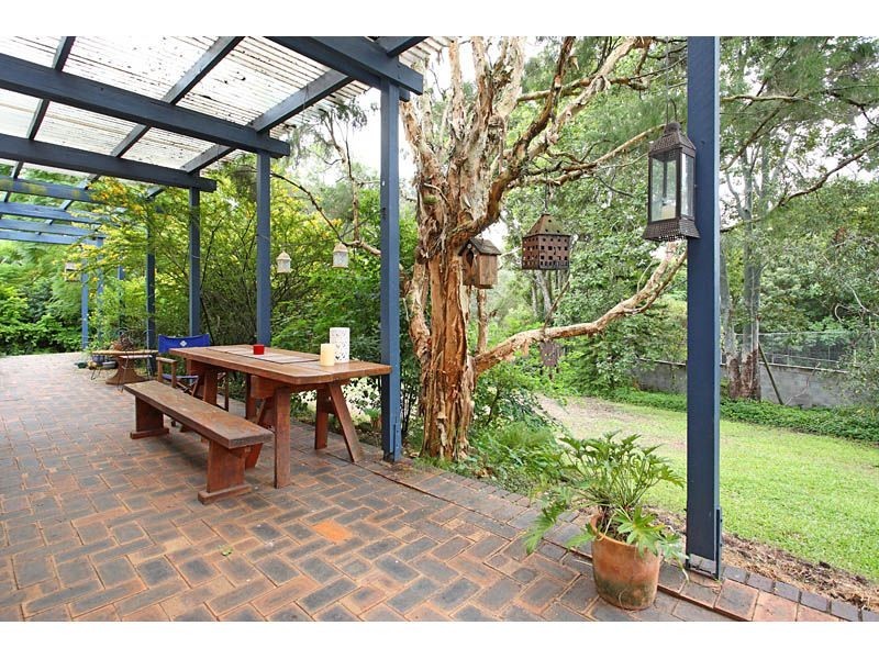 52 Edson St, Kenmore QLD 4069