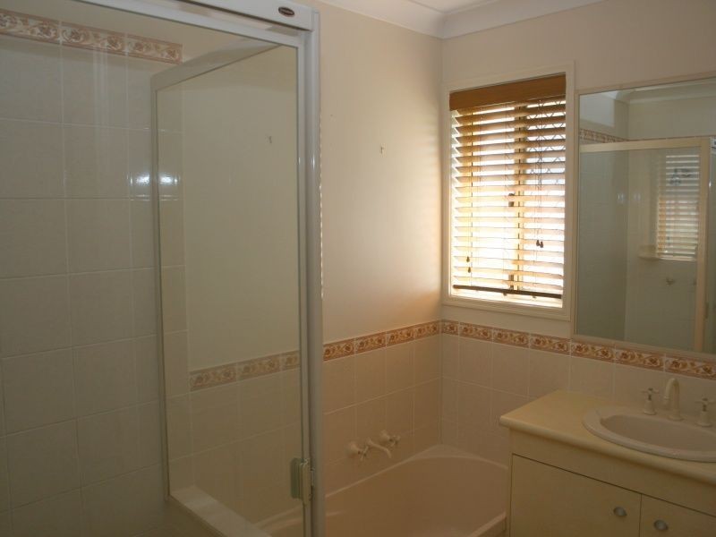 23 Sheldrake Place, Moggill QLD 4070