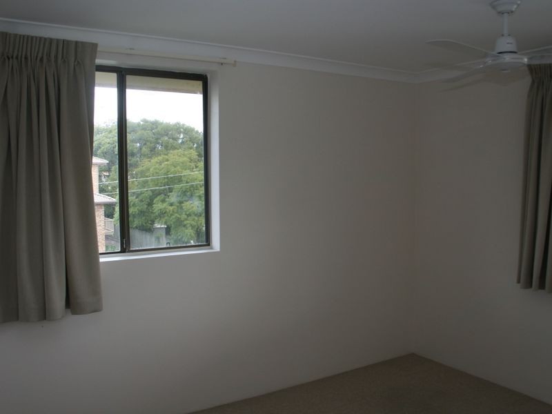 4/10 Ward Street, Indooroopilly QLD 4068