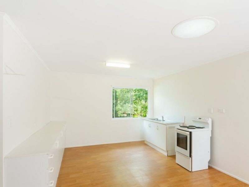 19 Salisbury Street, Indooroopilly QLD 4068