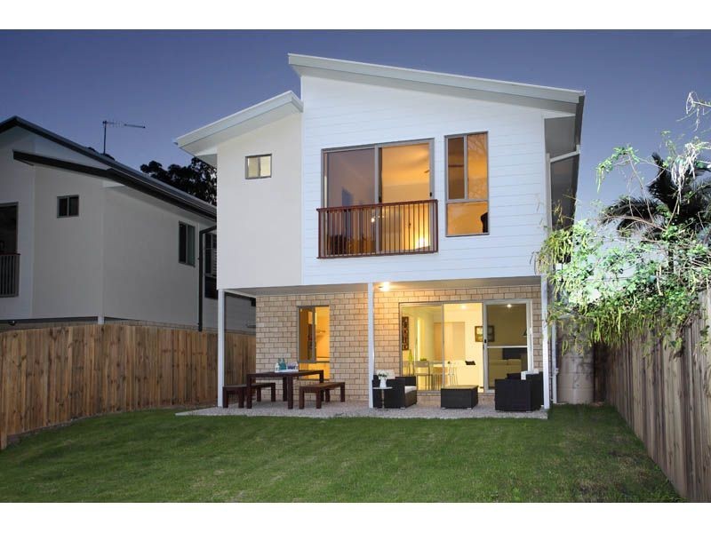 44 Kenmore Road, Kenmore QLD 4069