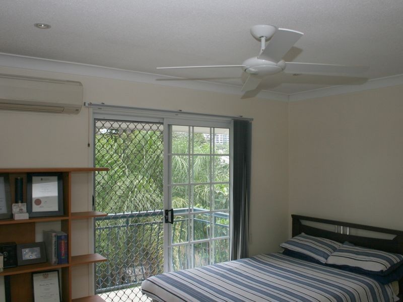 7/2-4 Moore Street, Taringa QLD 4068