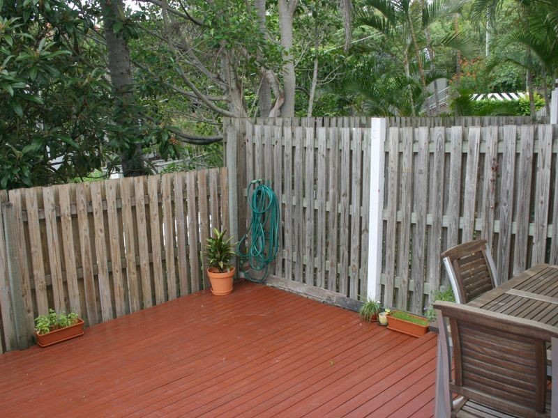 7/2-4 Moore Street, Taringa QLD 4068