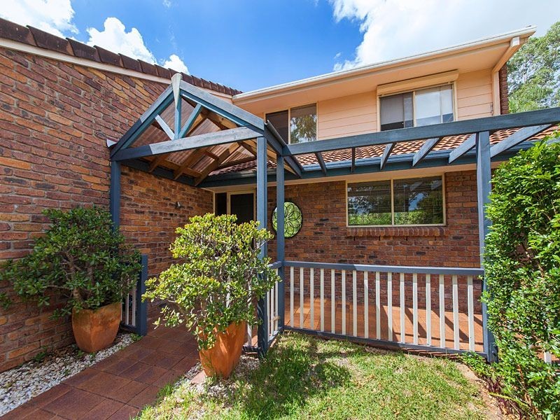 71 Ironbark Road, Chapel Hill QLD 4069