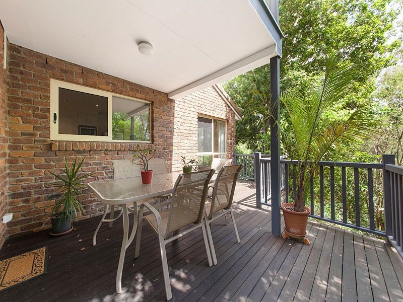 71 Ironbark Road, Chapel Hill QLD 4069