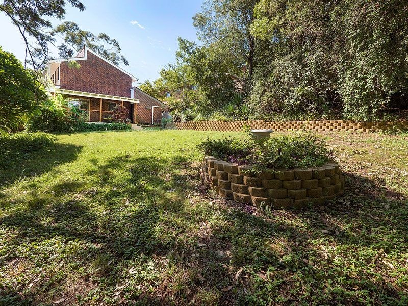 14 Halimah Street, Chapel Hill QLD 4069