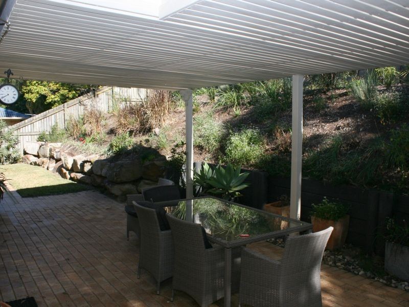 9 Birchley Street, Chapel Hill QLD 4069