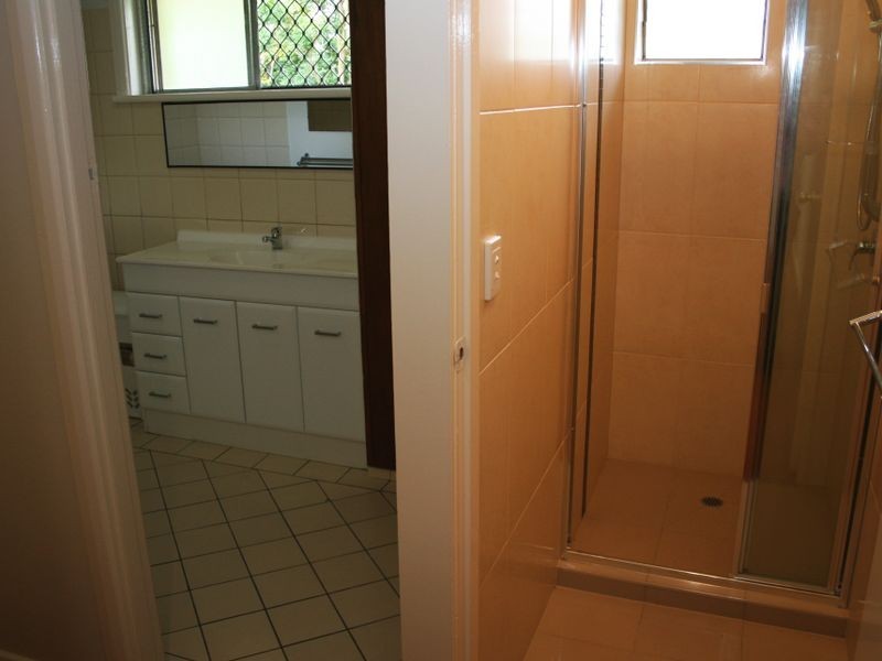 64 Marshall Lane, Kenmore QLD 4069