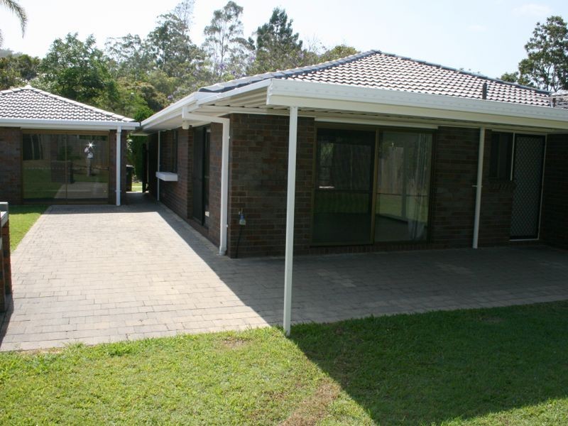 48 Tillbrook Street, Chapel Hill QLD 4069