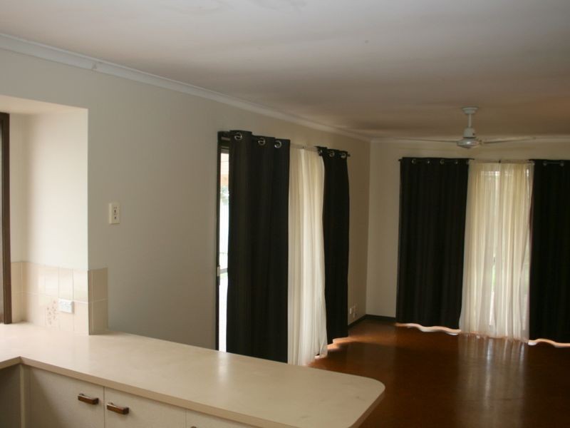 4 Vakuta Street, Fig Tree Pocket QLD 4069