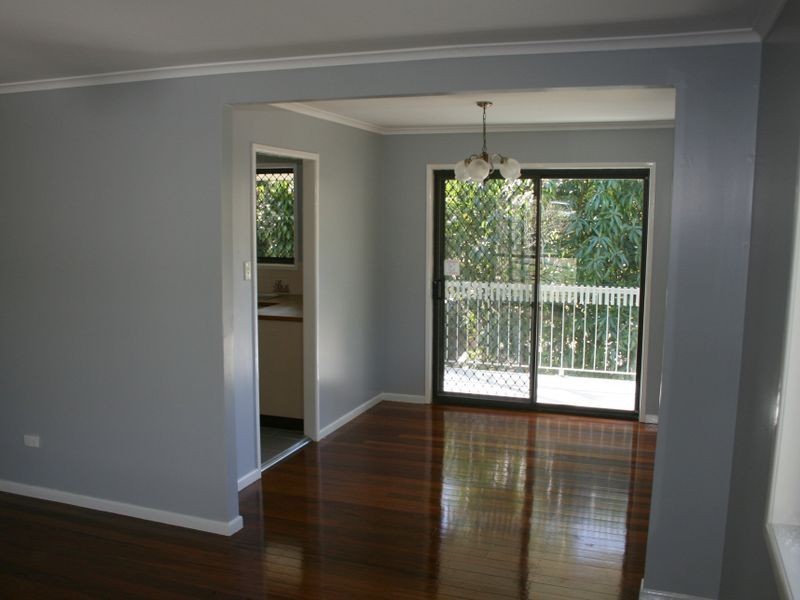 17 Merrilyn Street, Chapel Hill QLD 4069