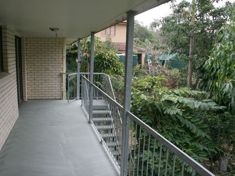 17 Merrilyn Street, Chapel Hill QLD 4069