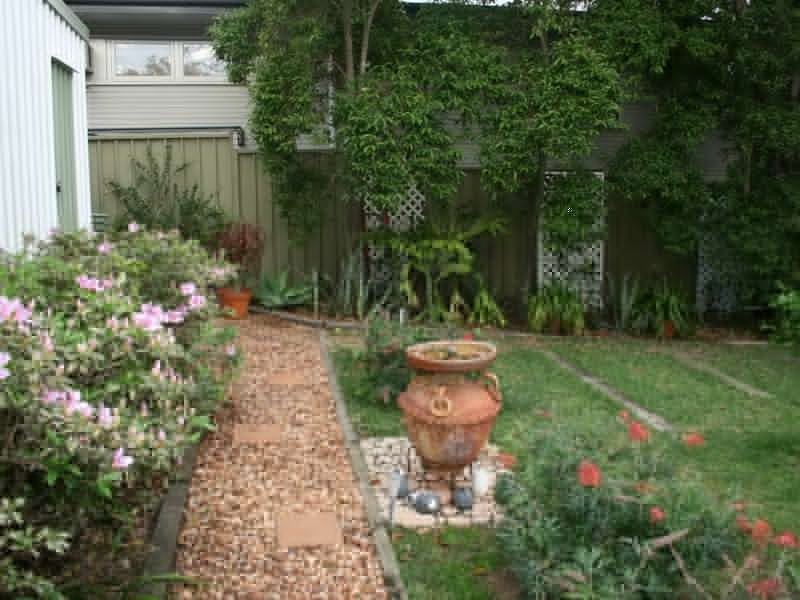 18 Wiseman Street, Kenmore QLD 4069