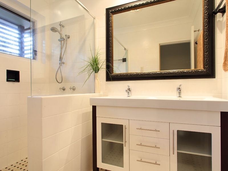 82 Gilruth Road, Kenmore QLD 4069