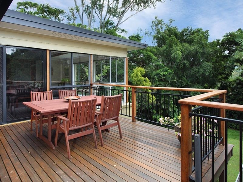 82 Gilruth Road, Kenmore QLD 4069