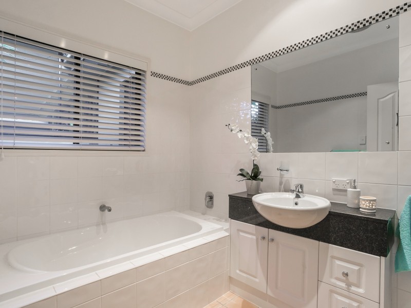 39 Brimblecombe Circuit, Pullenvale QLD 4069