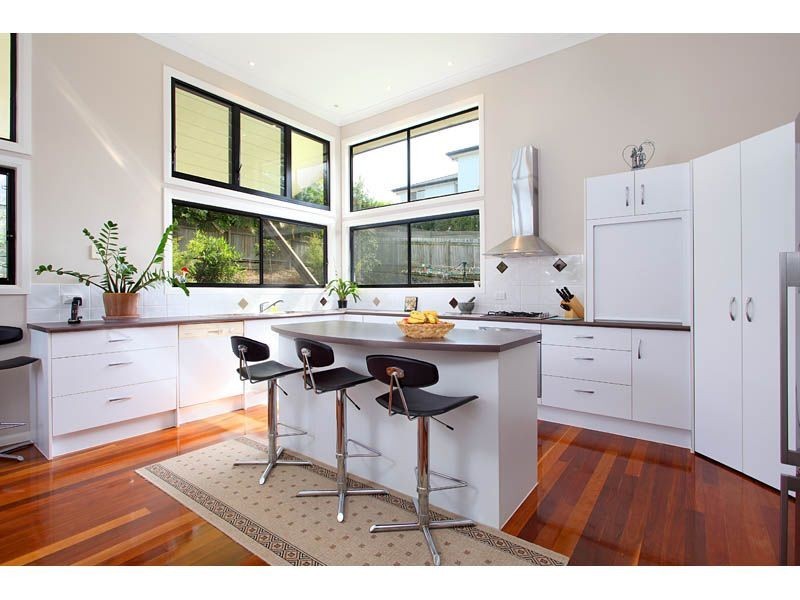 112 Fleming Road, Chapel Hill QLD 4069