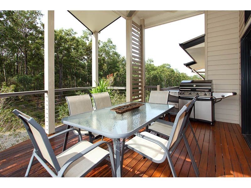 112 Fleming Road, Chapel Hill QLD 4069